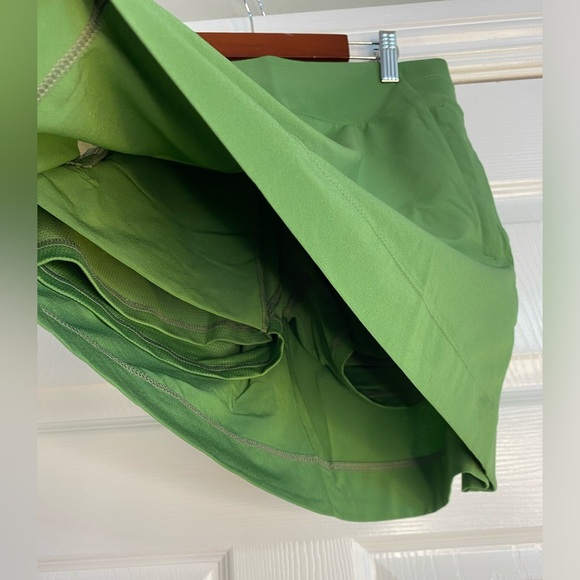 Athleta Skort W/Pockets Green Size 4 New Never Worn No Tags - Picture 5 of 12